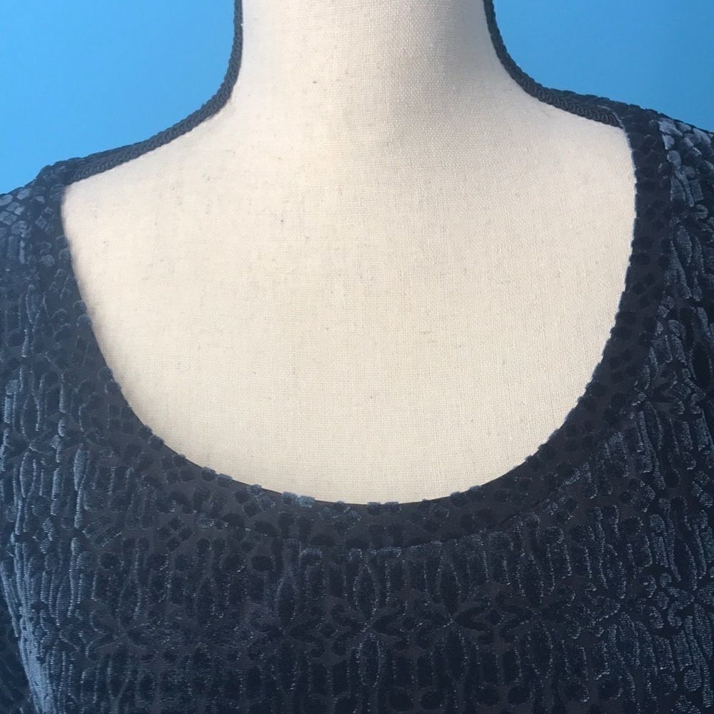 BP VELVET BURNOUT TOP  - Picture 3 of 8